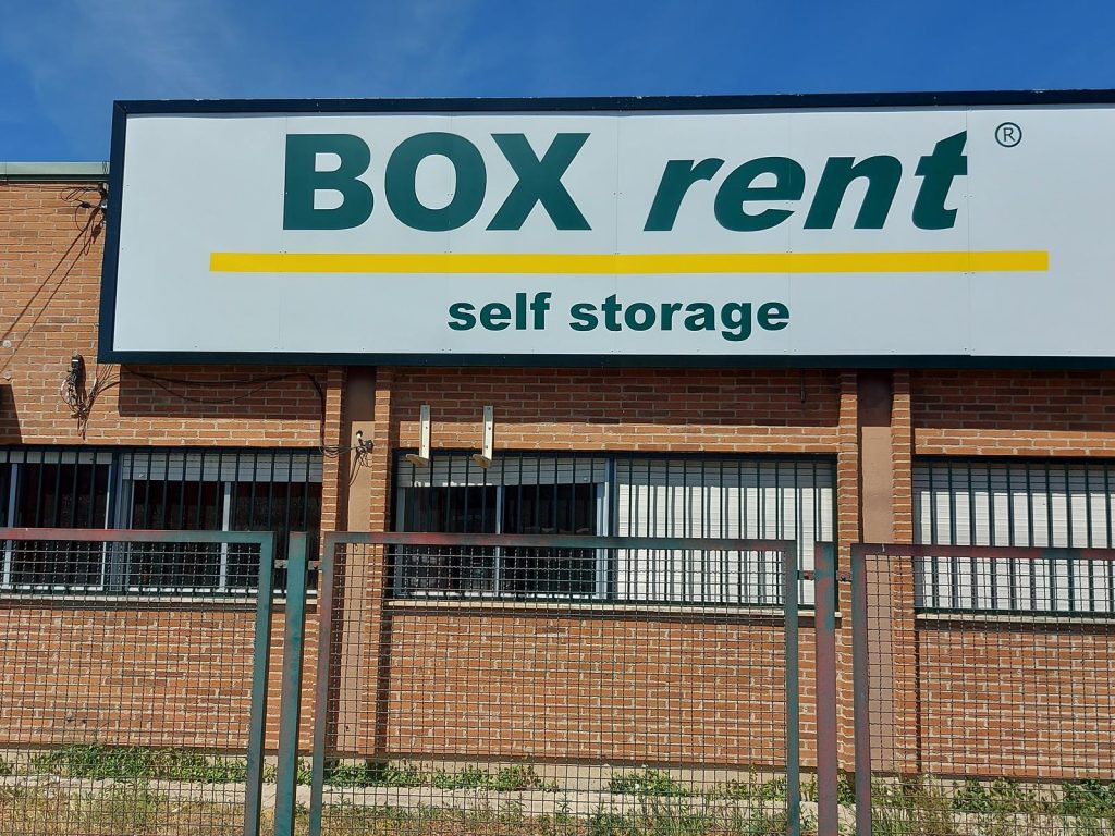 Centro de Box Rent en calle Estaño 10, Valladolid